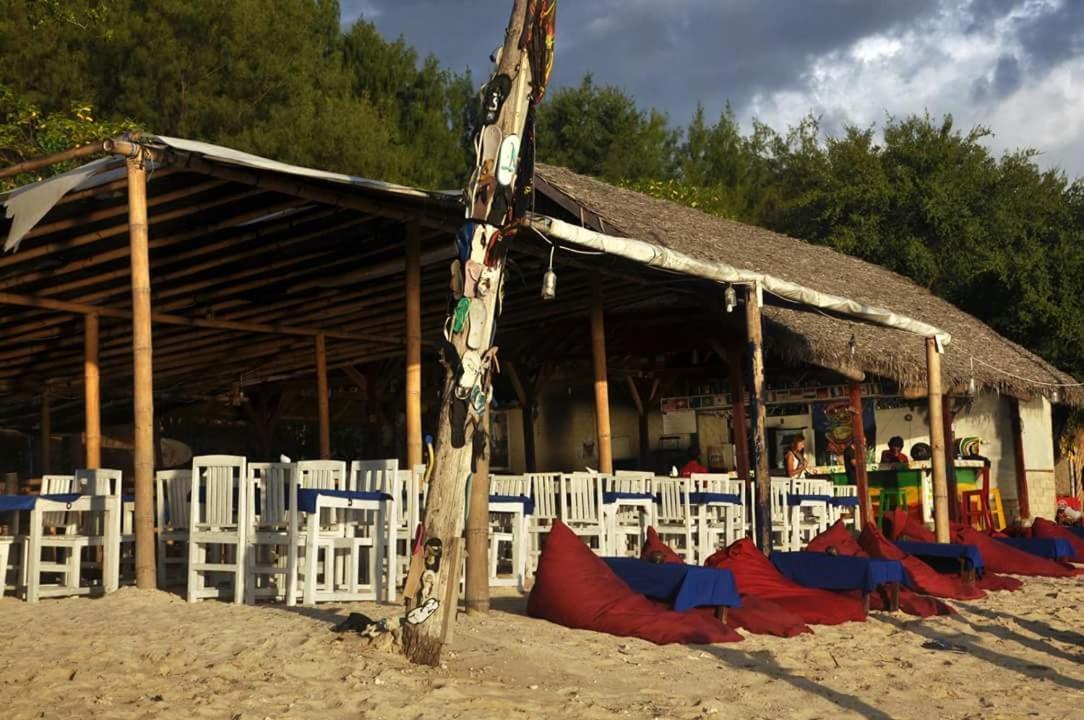 Sasak Island Bungalows ギリ島 エクステリア 写真